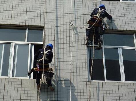 外墻防水刻不容緩，具體施工補漏方案如下